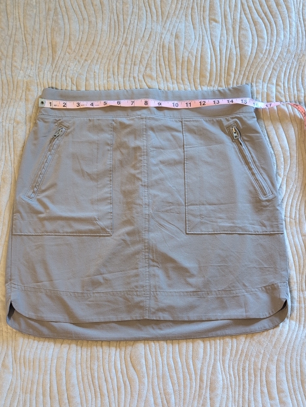 Athleta size 8T 8 tall Light Gray Utility Skirt with Zip Pockets taupe used